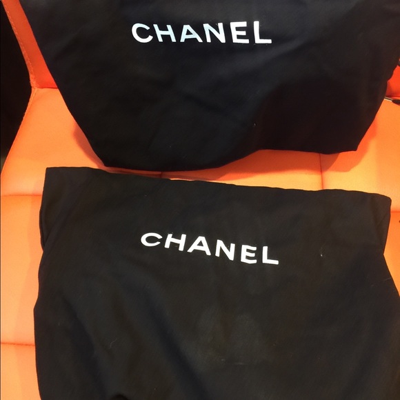 Chanel - Picture 10 of 11